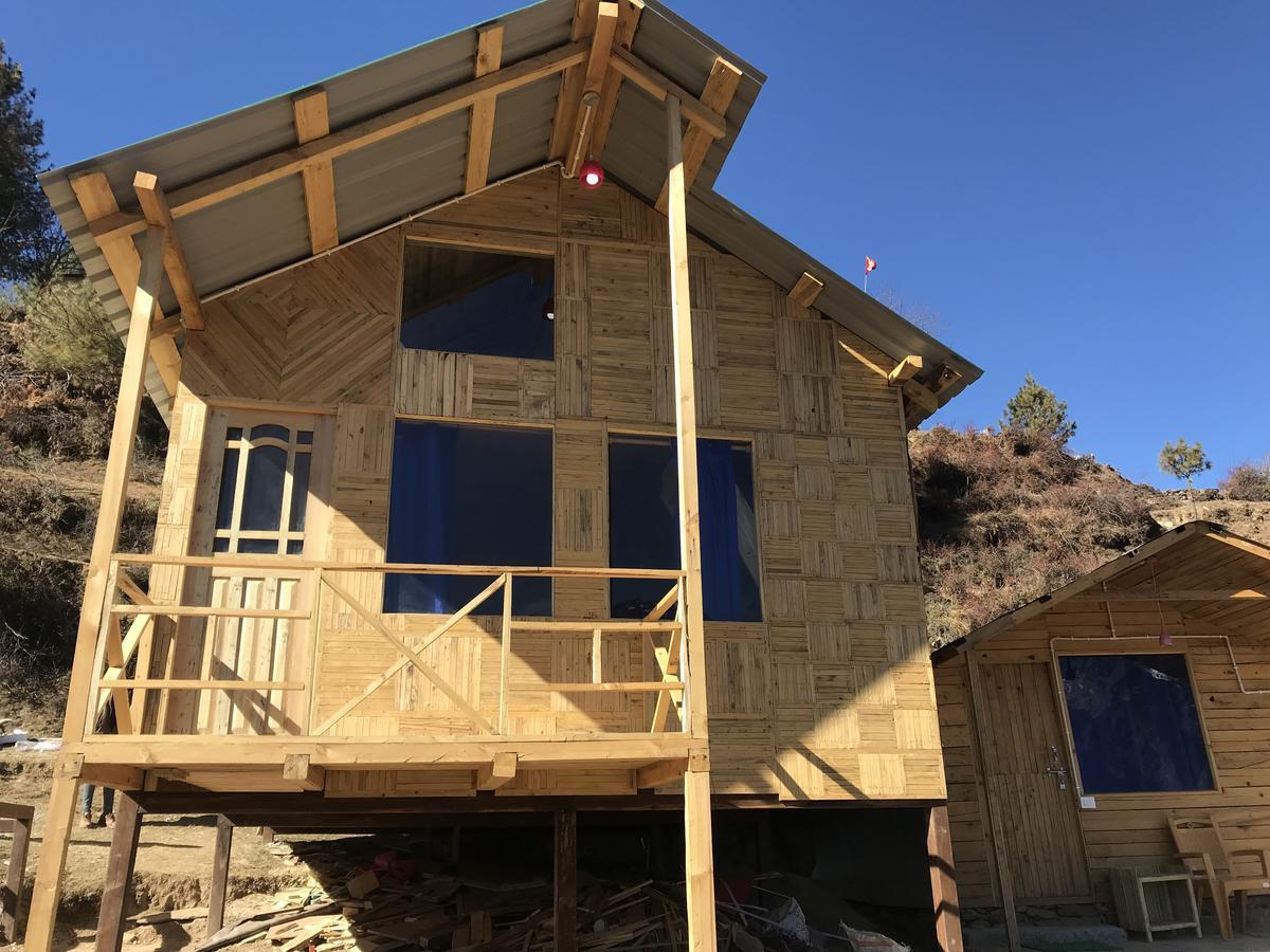 Blue Poppy Resorts Joshīmath Εξωτερικό φωτογραφία